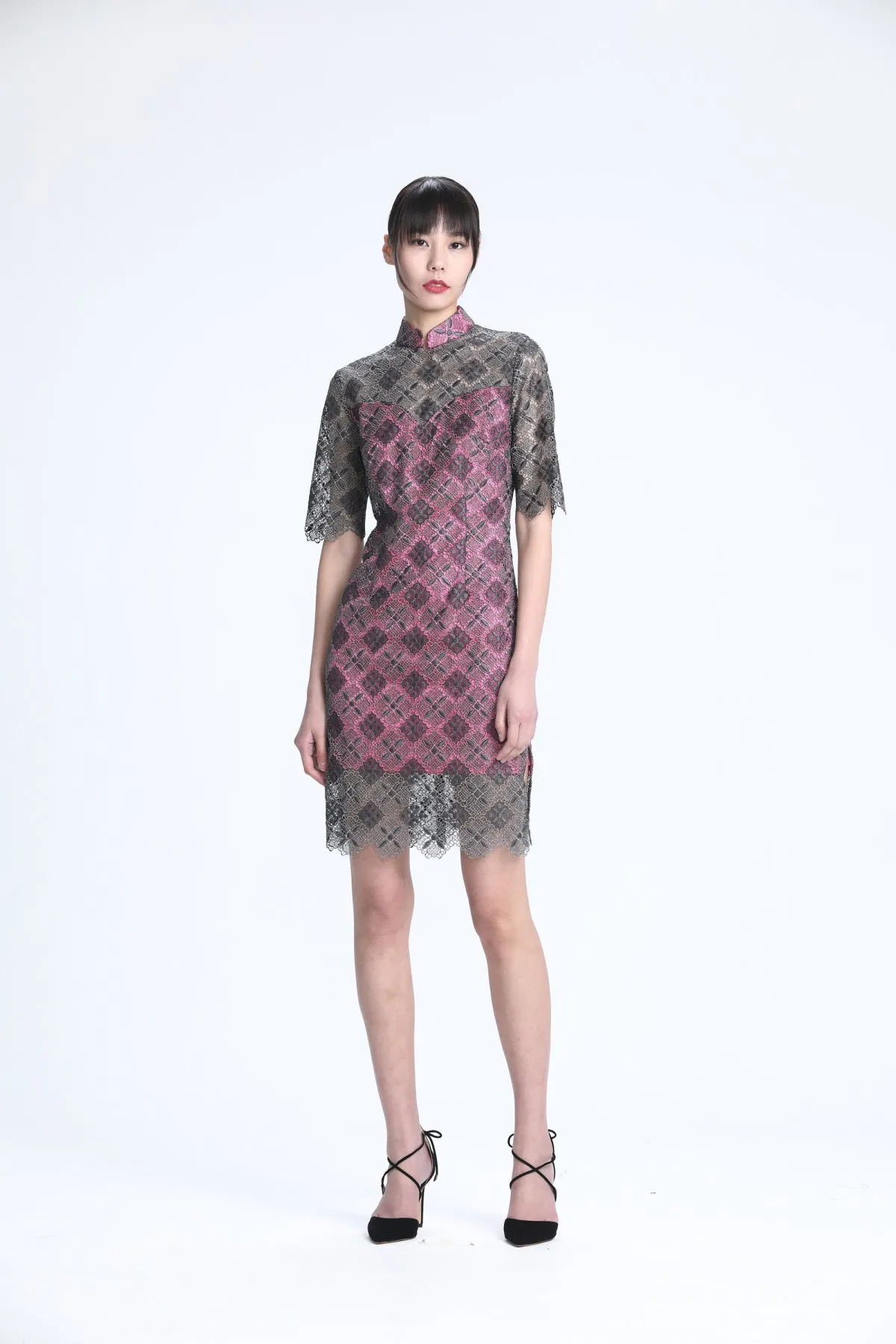 Silver and Grey Rhombus Lace on Fuchsia Lining Short Sleeves Qipao